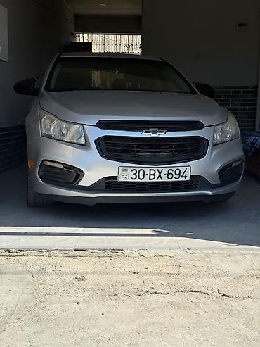 kruz maşın: Chevrolet Cruze: 1.4 l | 2015 il 213000 km Sedan — 1