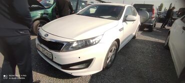 авто исфана: Kia K5: 2011 г., 2 л, Типтроник, Газ, Седан