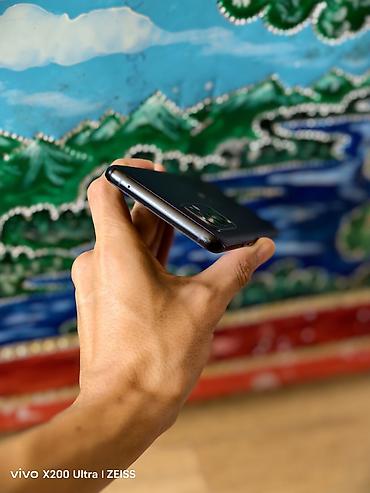 телефон one plus: OnePlus 9 Pro, Новый, 256 ГБ, цвет - Черный, 1 SIM, 2 SIM, eSIM — 5