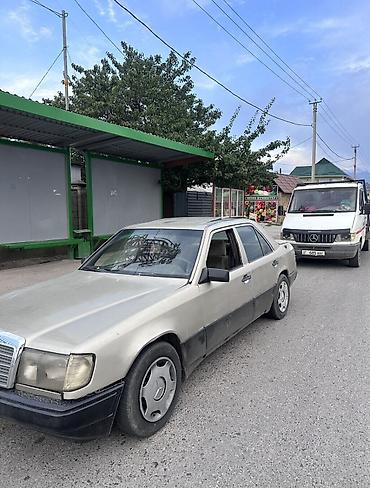 smart open: Mercedes-Benz E-Class: 1989 г., 2 л, Механика, Бензин, Седан — 3