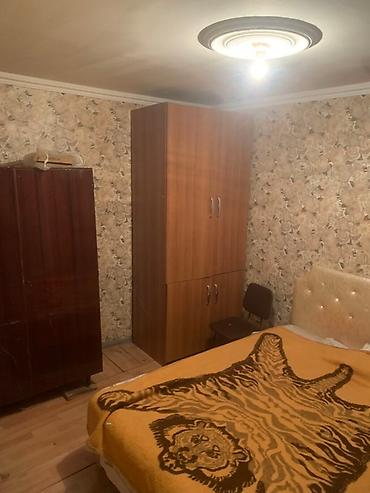 sekide: (Nizami mertosunun yanı afdobus dayanacağı evin yanında) CASPİAN PLAZA — 6