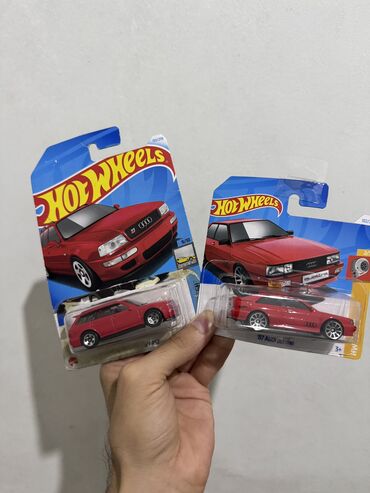 Orginal hot wheelsler satilir. 2si 10azn.ciddi alicilar yazsin!