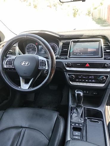 с зеркалом: Hyundai Sonata: 2018 г., 2 л, Автомат, Газ, Седан — 7