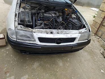 astra disk: Opel Astra: 1.7 l | 1995 il 456000 km Universal — 6