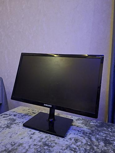 pc monitor: Samsung 22" LED monitor/TV (T22C350) Xüsusiyyətlər: - 22 düym LED — 1