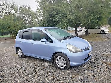 вито 2 3: Honda Fit: 2002 г., 1.3 л, Автомат, Бензин, Хэтчбэк — 2