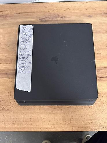 Срочно продаю!!Sony PlayStation 4 Slim (черная) Комплектация и at lalafo.kg Срочно продаю!!Sony PlayStation 4 Slim (черная) Комплектация и