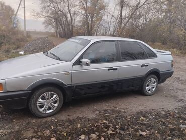 газ 4х4: Volkswagen Passat: 1992 г., 1.8 л, Механика, Бензин