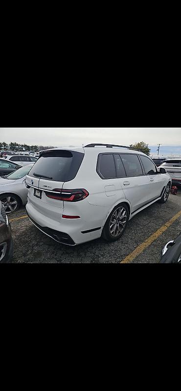 bmwx: BMW X7: 2023 г., 3 л, Автомат, Бензин, Кроссовер — 4