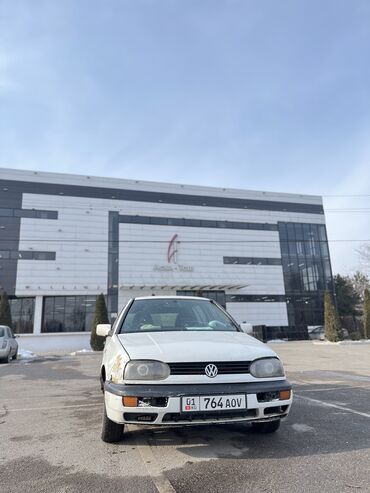 Volkswagen: Volkswagen Golf: 1994 г., 1.5 л, Автомат, Бензин, Седан