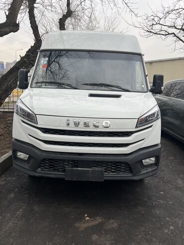 Iveco: Iveco : 2023 г., 2 л, Автомат, Бензин, Бус