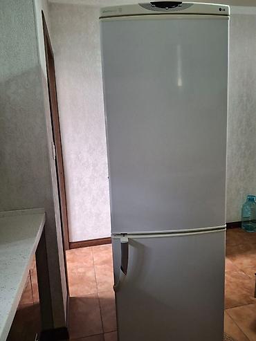 mini refrigerator: Двухкамерный холодильник LG с нижней морозильной камерой. Особенности — 1