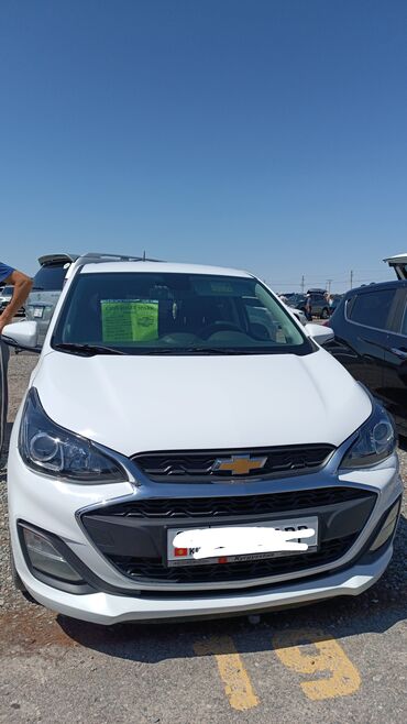 авто до 80000: Chevrolet Spark: 2018 г., 1 л, Вариатор, Бензин, Хэтчбэк