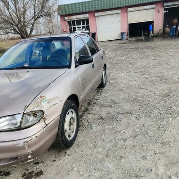 volkswagen tiguan ii: Hyundai Accent: 1.5 л | 1995 г. Седан