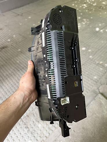 Автозапчасти: Щиток приборов Mercedes-Benz Б/у — 2