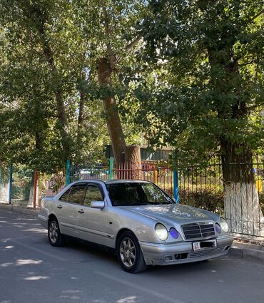 Mercedes-Benz: Mercedes-Benz E-Class: 1996 г., 2.3 л, Автомат, Бензин, Седан