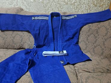 кимоно для дзюдо цена: Кимоно для дзюдо "Adidas" 100% хлопок Размер 4/170, точно не указан