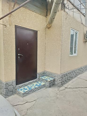 Продажа времянки: Жилой дом Бишкек Ленинский район Новопавловка. Продаётся на участке — 4