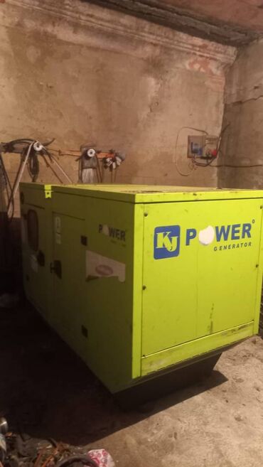 elektrik motorlari: Generator satılır 25 kva dizel generator aftomat 22 kv zəmanət 3 ay