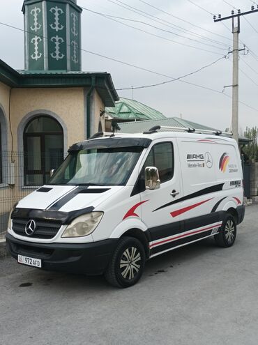 срочно продаю нужны деньги очень срочно: Жеңил жүк ташуучу унаа, Mercedes-Benz, Стандарт, 1,5 т, Колдонулган