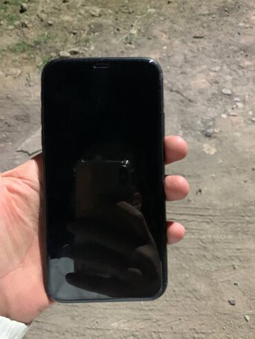 телефон айфон каракол: IPhone Xr, Колдонулган, 128 ГБ, Jet Black, Заряддоочу түзүлүш, Коргоочу айнек, Каптама, 81 %