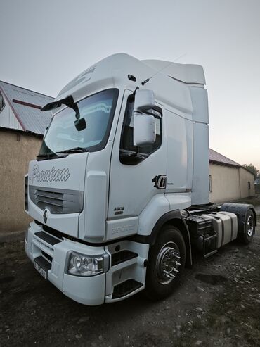 купить машину matiz: Тягач, Renault, 2012 г.