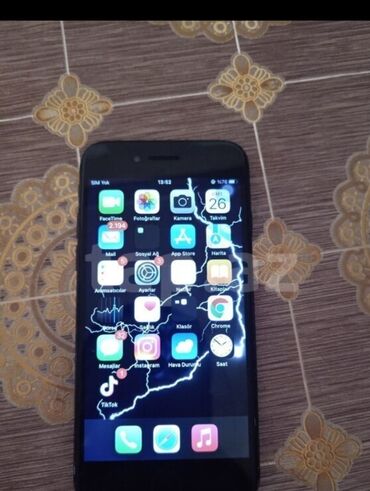 Apple iPhone: IPhone 7, Qara