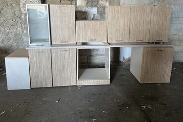 Mətbəx mebeli: Uzunluğu 2,60 əla vəziyyətdə fabrik malıdır, 250₼ moykası da var