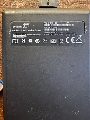 Noutbuk komponentləri: Seagate Backup Plus Portable Drive – 1TB xarici sərt disk — 2