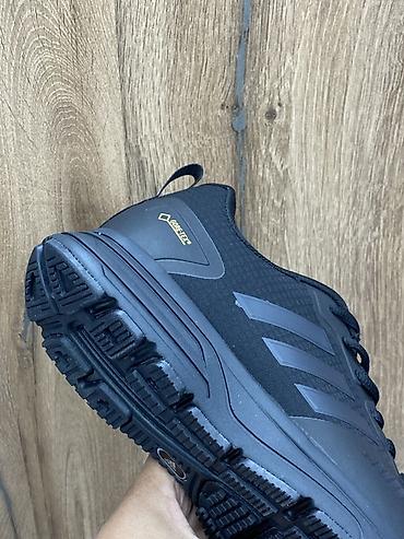 лоро пиано обувь мужская бишкек: Мужские кроссовки, 40, 41, 42, Adidas, Новый, цвет - Черный, Платная доставка — 2