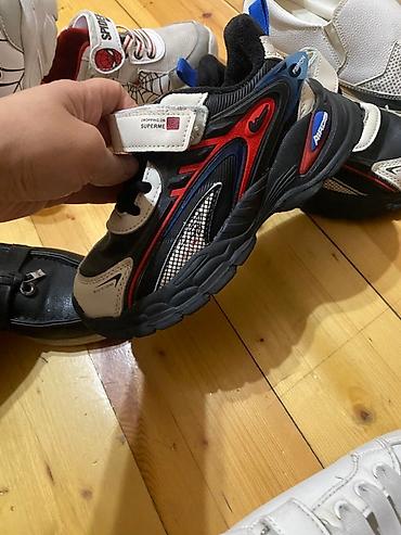ağ mokasinlər: Rəng - Ağ Krossovkalar, Adidas, Ölçü: 31, Oğlan üçün — 9