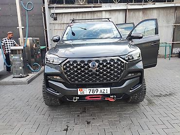 защитник: Ssangyong Rexton: 2018 г., 2.2 л, Внедорожник — 1