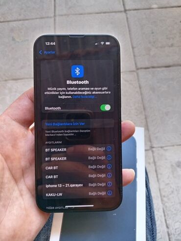 Apple iPhone: IPhone 13, Qara — 7