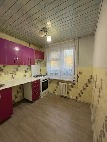 я куплю квартиру: 3 бөлмө, 60 кв. м, 104-серия, 2 кабат, Эски ремонт