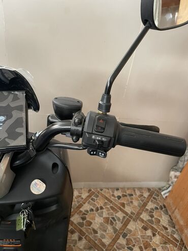 Mopedlər,skuterlər: 2024 il — 5