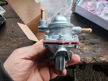 Auto delovi: AC pumpa Lada 1.6,1.7 Niva, Lada 7 Riva sa karburatorom. Novo — 6