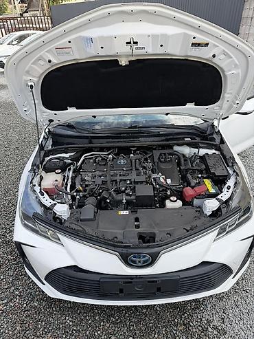 corolla 2004: Toyota Corolla: 2022 г., 1.8 л, Гибрид, Седан — 8