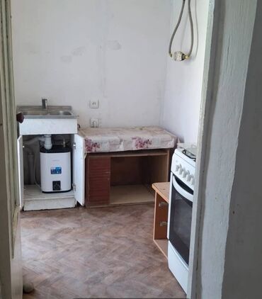 ищу квартиру в восток 5: 1 комната, 12 м², Малосемейка, 1 этаж, Старый ремонт
