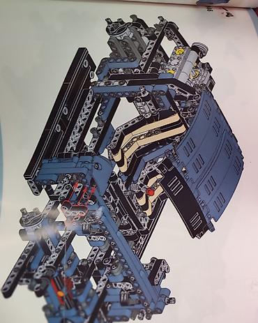 lego spiderman vs: Heddinden artiq böyük lego masindi. 250 300 manatarasi qoymeti var — 10