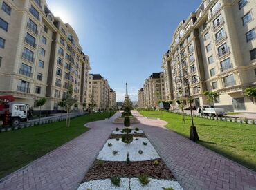 купить квартиру французский квартал: 2 бөлмө, 80 кв. м, Элитка, 4 кабат, ПСО (өзү оңдоп түзөтүп бүтүү үчүн)