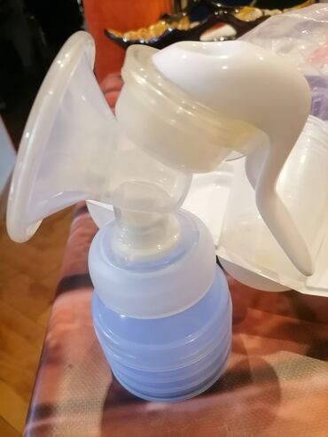 Ostale dečije stvari: Avent philips pumpica za izmuzavanje mama dojilja. Kompletna je, kao — 6
