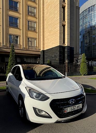 geeli coolray: Hyundai i30: 2016 г., 1.6 л, Автомат, Бензин, Седан — 6
