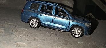 stranger things kinder joy: Məhsul: Oyuncaq model avtomobil – Toyota Land Cruiser (Mini Auto — 4