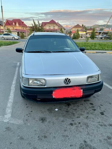 машина пасат: Volkswagen Passat: 1989 г., 1.8 л, Механика, Бензин, Универсал
