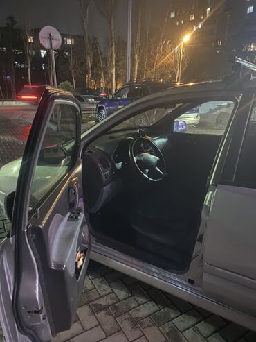 Mitsubishi: Mitsubishi Space Star: 2000 г., 1.3 л, Механика, Бензин, Универсал — 7