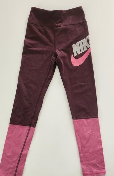 garderoba: Nike, 140-146