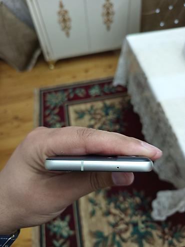 s21fe samsung: Samsung Galaxy S21 FE, 128 GB, rəng - Boz, Simsiz şarj — 6