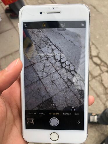 Apple iPhone: IPhone 8 Plus, 64 GB, Gümüşü, Barmaq izi — 15