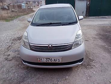 Toyota: Toyota Isis: 2005 г., Минивэн — 9