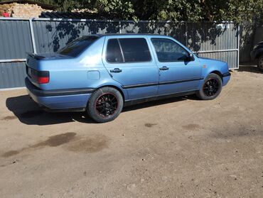 бмв паук матор: Volkswagen Vento: 1993 г., 1.8 л, Механика, Бензин, Седан